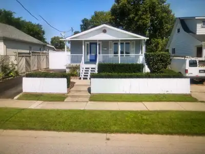 Available: April 1st Quiet and scenic intersection of Trafalgar Street and Hamilton Road, London, On...