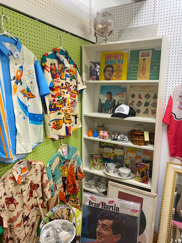 “ReStyle ReVival” Booth 21S at the Hamilton Antique Mall in Arts & Collectibles in Hamilton - Image 6