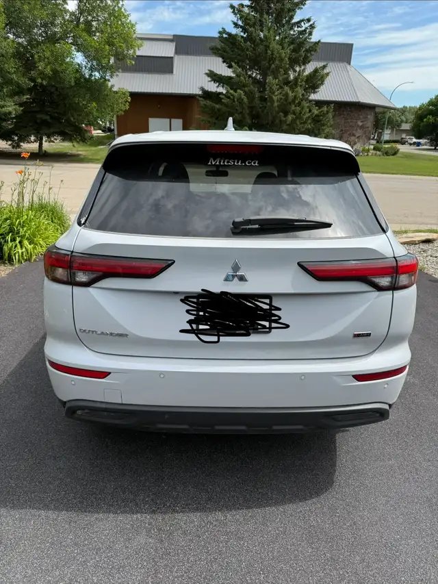 Mitsubishi Outlander593713733074964482
