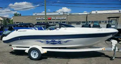 2001 Seadoo Challenger 2000 V6 Jet Boat Mercury 2.5 liter V6 2 Stroke 240hp engine Dry weight 2100 l...