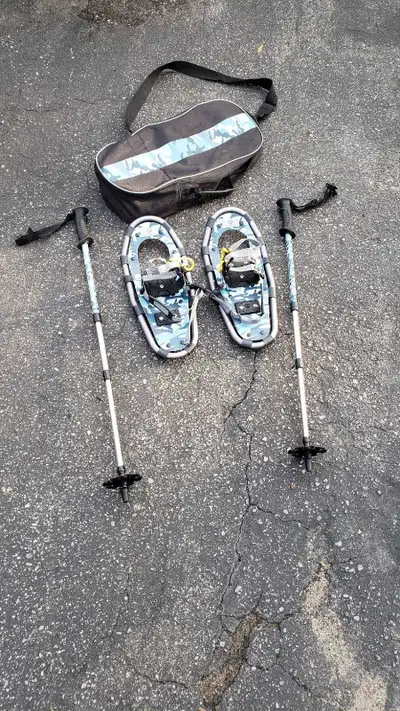 New 16" Snowshoes with Poles and Carry Storage Bag $90