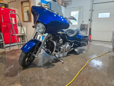 2010 CVO street glide, 110 screaming eagle stage one. 45000km, new michelins, new battery, immaculat...