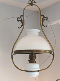 Ancient Lampe à Huile / Antique Oil Lamp