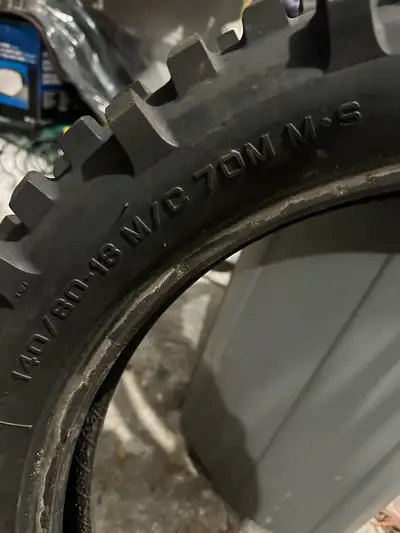 Barely Used Metzeler MCE 6 Days Extreme tires with a good amount of tread left Tire 1: 140/80-18 M/C...