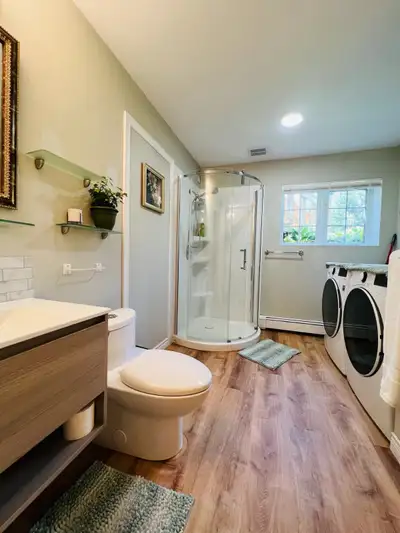 ROOMS & FULL BASEMENT UNIT FOR RENT IN NORTH RIVER AREA – ALL-INCLUSIVE & WATERVIEW. Flexible Living...