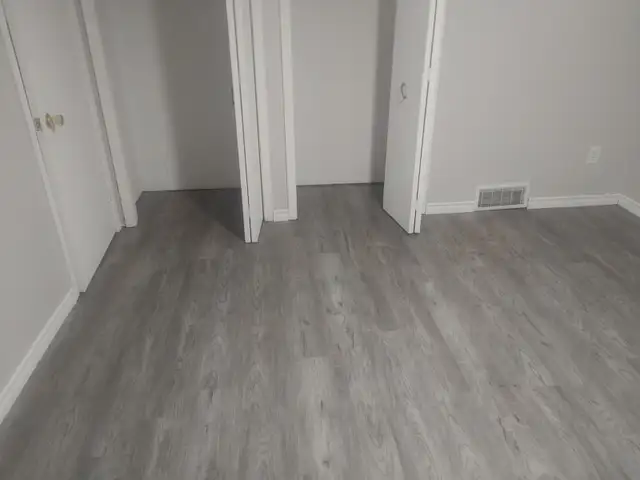 Professional painter for hire.64722633709955121