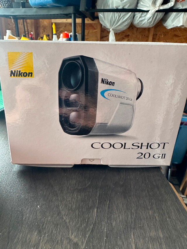Nikon Coolshot20 Range Finder in Golf in Edmonton - Image 2
