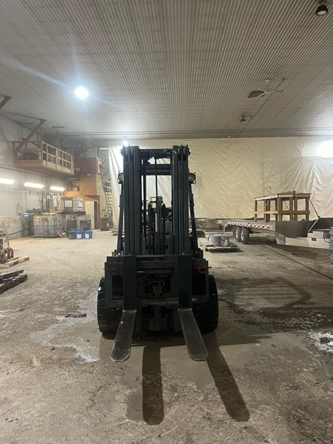 8000lb Toyota Forklift in Heavy Equipment in Stratford - Image 4