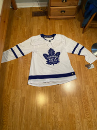 Toronto maple leafs jersey 