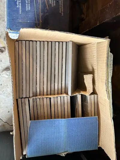 I am selling new Sassoolnova tile, perfect for adding a touch of elegance to any space. These tiles...