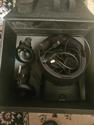 Oculus Rift S PC Virtual Reality headset and controllers. Only used a couple times, in perfect condi...