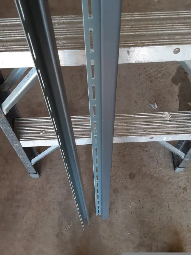 VINYL SIDING in Floors & Walls in Edmonton - Image 10