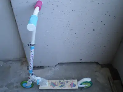 2/3 Kick Scooters, View more