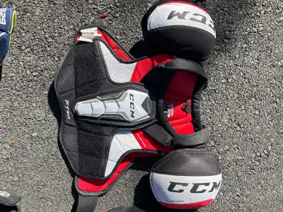 équipement hockey, View more