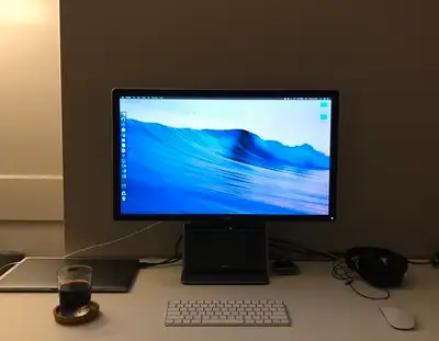 *** Dell Monitor Ultra HD 27in 4K - P2715Q - for sale, View more