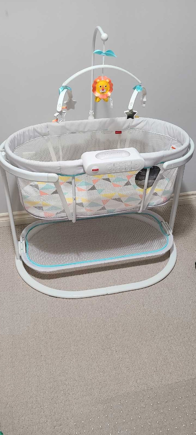 $60 OBO - BASSINET *NEW CONDITION* in Cribs in Guelph