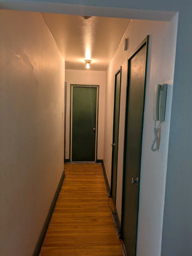 chambre dans une colocation dans Chambres à louer et colocs  à Ville de Montréal - Image 3