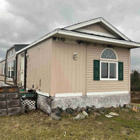  Abandoned Mobile home for sale. 