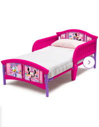 Minnie Mouse bed with mattress
