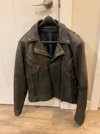Women’s Leather Motorcycle Jacket Size M