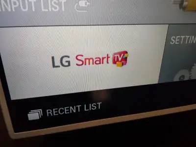 LG smart tv Tv only - no tv desk 47 inch Everything works $140 cash