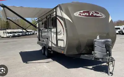 Engineered lightweight trailer Upscale features One slide Air conditioning Large bathroom Sleeps 4 Q...