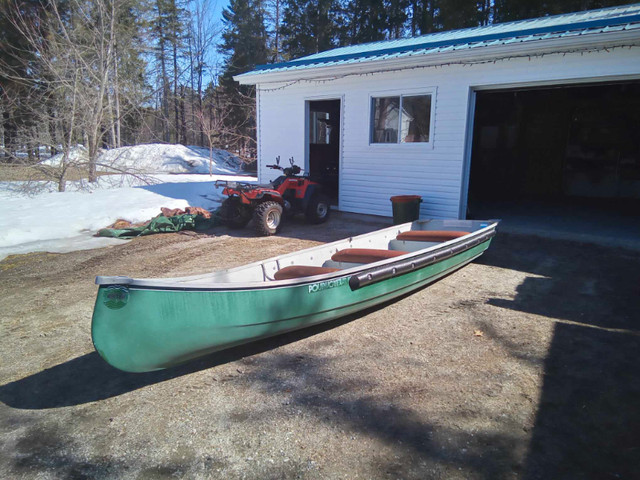 Canot voyageur Abitibi in Canoes, Kayaks & Paddles in Gatineau
