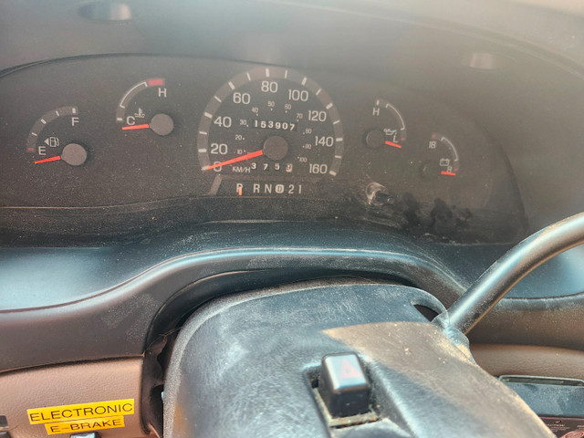2001 ford E250 conversion van in Cars & Trucks in London - Image 3