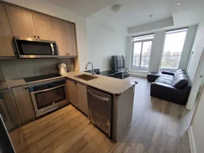 GRAND PALACE CONDO for Rent on Yonge St. in Central Richmond Hil