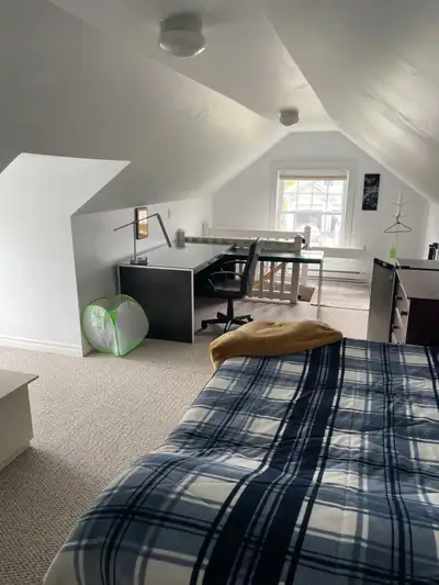 This private loft room is above the garage in a home in a Stratford subdivision and only minutes fro...