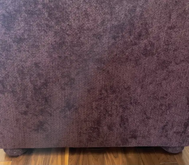 Oversized Burgundy Accent Chair with Pillow in Chairs & Recliners in Ottawa - Image 5