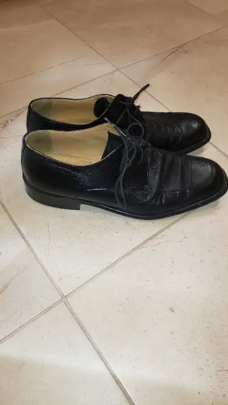 Boys Formal Shoes, size 42EU - 9-9.5US - Pickup in Richmond Hill in Kids & Youth in Markham / York Region - Image 3
