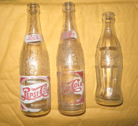 $30 Collection of 6 vintage pop bottles, Pepsi, Coca-Cola