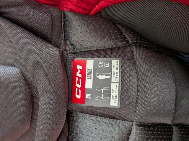 CCM JetSpeed FT6 Senior Hockey Pants – Large, Navy, Brand New in Hockey in Markham / York Region - Image 3