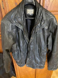 SERGIO VADDUCCI LEATHER BOMBER JACKET LARGE 40- 42 #V0982