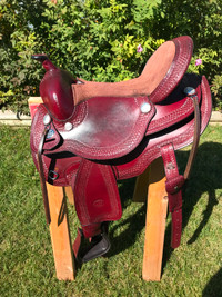 Royal King Reddish Brown Leather Western Horse Saddle