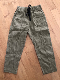 Aritzia-pantalon 3/4 kaki