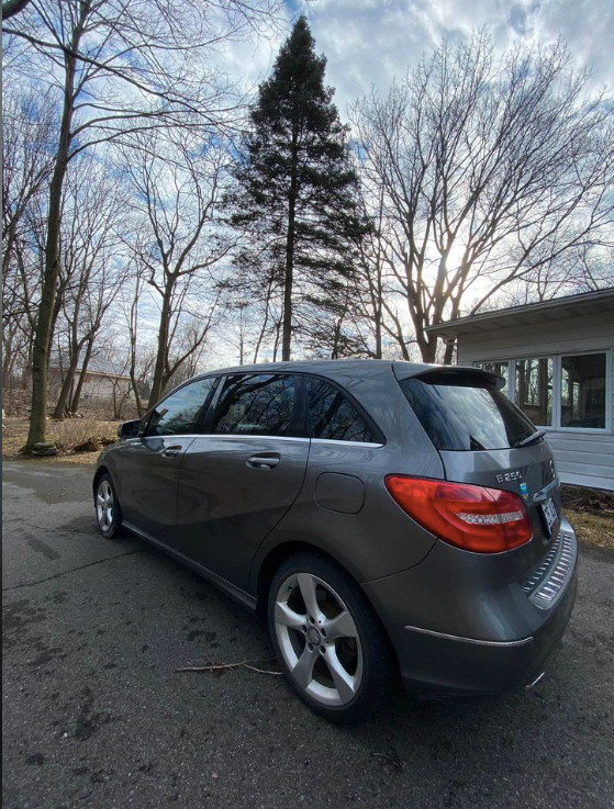 2013 Mercedes-Benz B250 A VENDRE/SELLING **URGENT** Bon Etat dans Autos et camions  à Ville de Montréal - Image 3