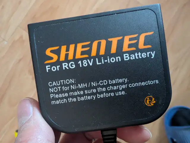 18V Lithium Battery Charger Compatible with RIDGID R840085 in Power Tools in Oshawa / Durham Region - Image 3
