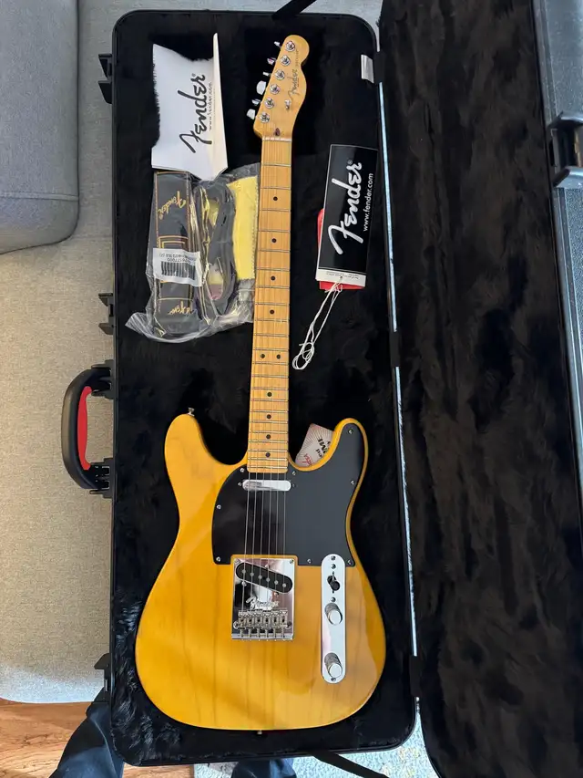 2015 “10 for 15” Fender Double Cut Telecaster Limited Edition in Guitars in Edmonton - Image 2
