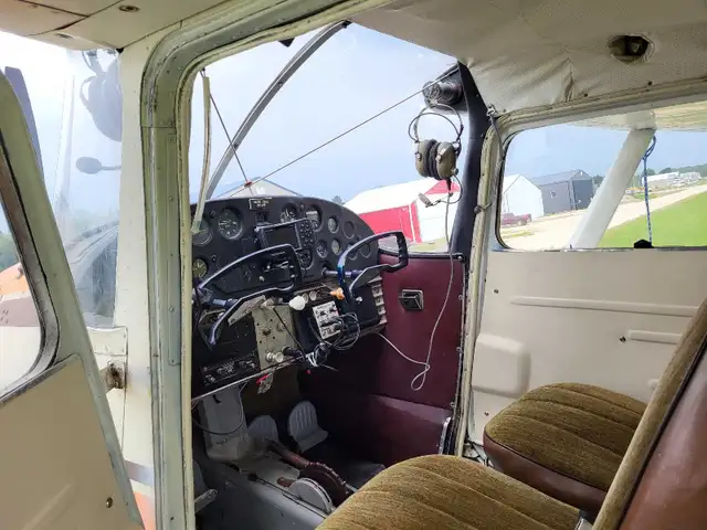 Float Plane541165209801861122