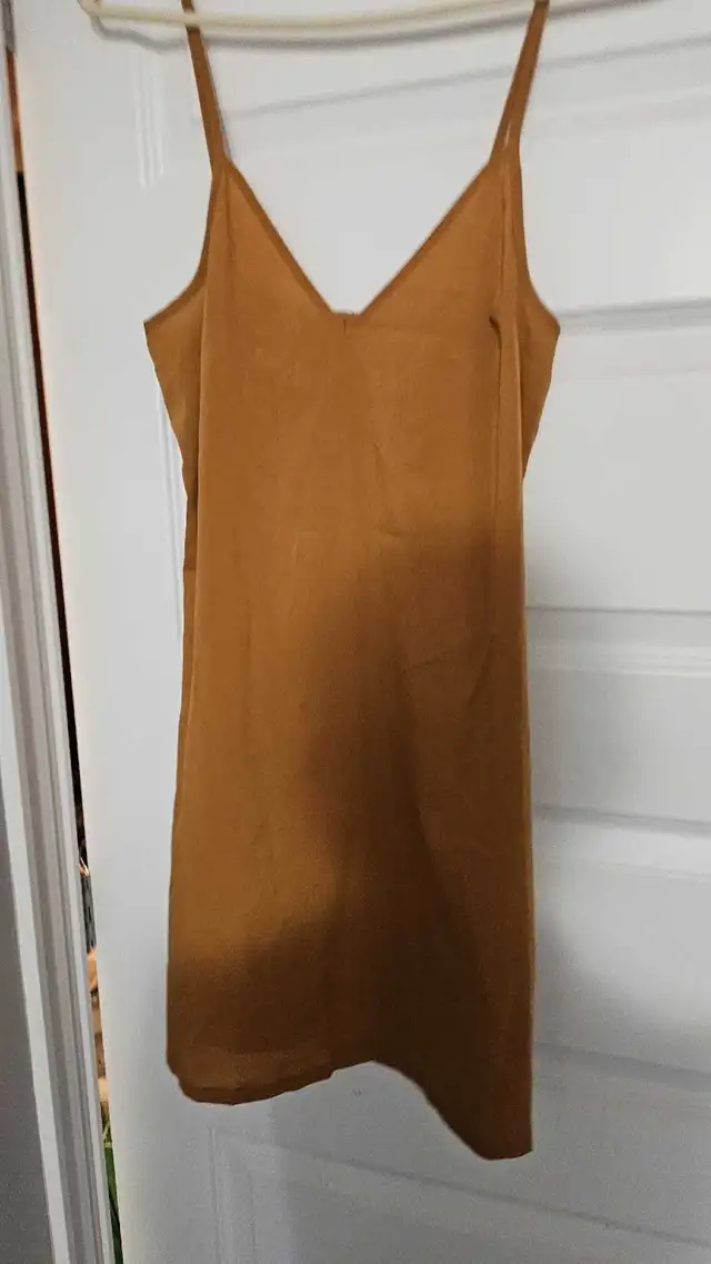 Sleep dress size S-M in Women's - Dresses & Skirts in Moncton - Image 4