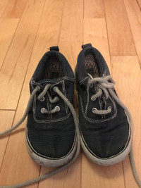 chaussures de sport GAP - taille 10 enfant (bambin)