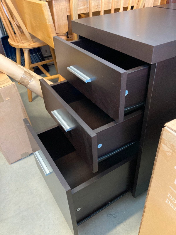 cabinet mobile tiroir classeur dans Bureaux  à Sherbrooke - Image 3