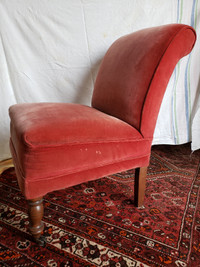 UPHOLSTERED rosy velvet VIctorian ladies side chair. Antique