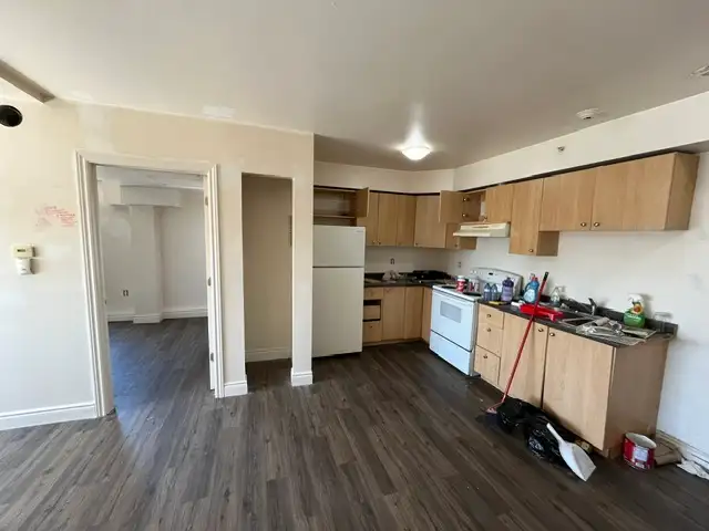 Newer 1 bedroom apt $1500 all incl with cable and wifi included