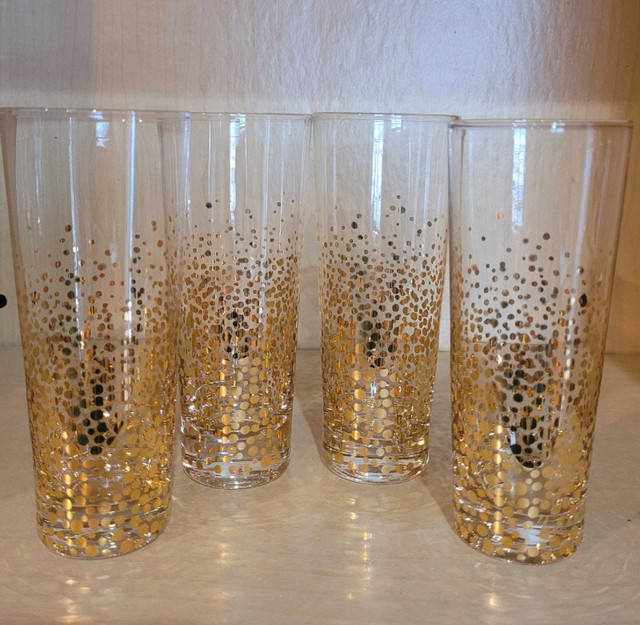Wine or Champagne Glasses in Kitchen & Dining Wares in Hamilton