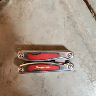 For Sale. Snap On multi tool. Handy in the tool box. Good condition. Text or email.