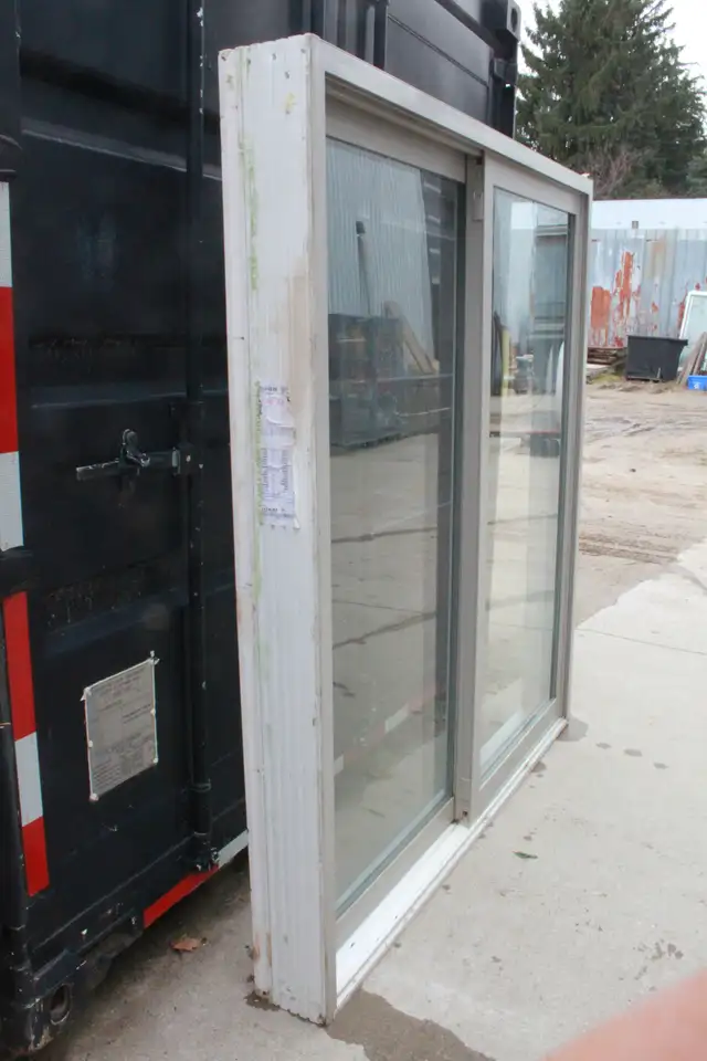 Patio Door64523622490243121