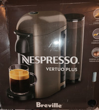 Nespresso Virtuo plus avec mousseur.